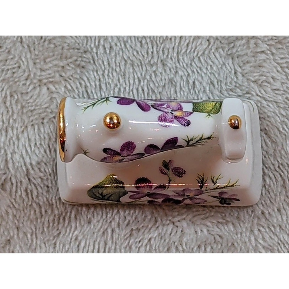 Vintage Miniature Porcelain Sewing Machine Figurine Purple Violets Gold Trim - Picture 6 of 9